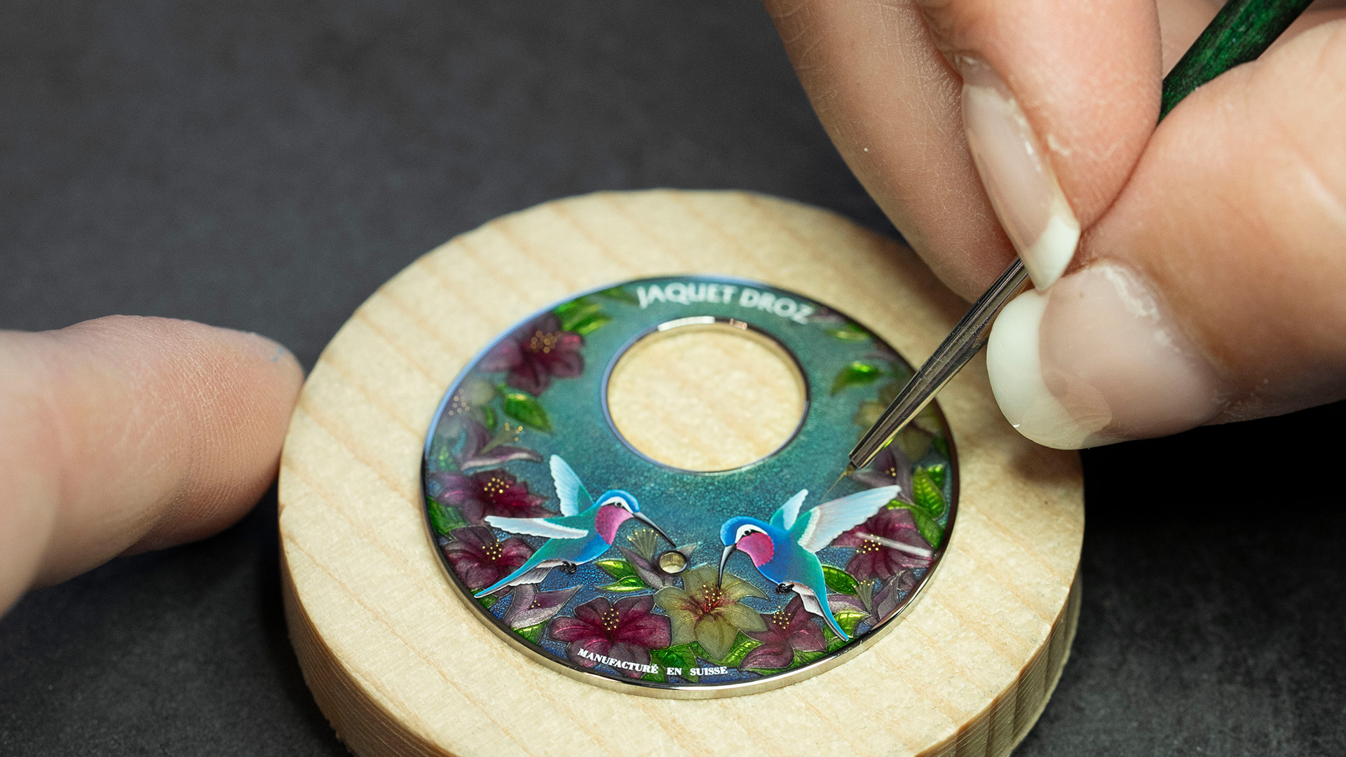 Petite Heure Minute Red Gold - Hummingbird