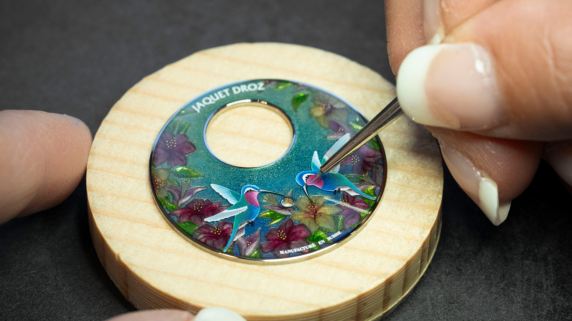 Petite Heure Minute Red Gold - Hummingbird