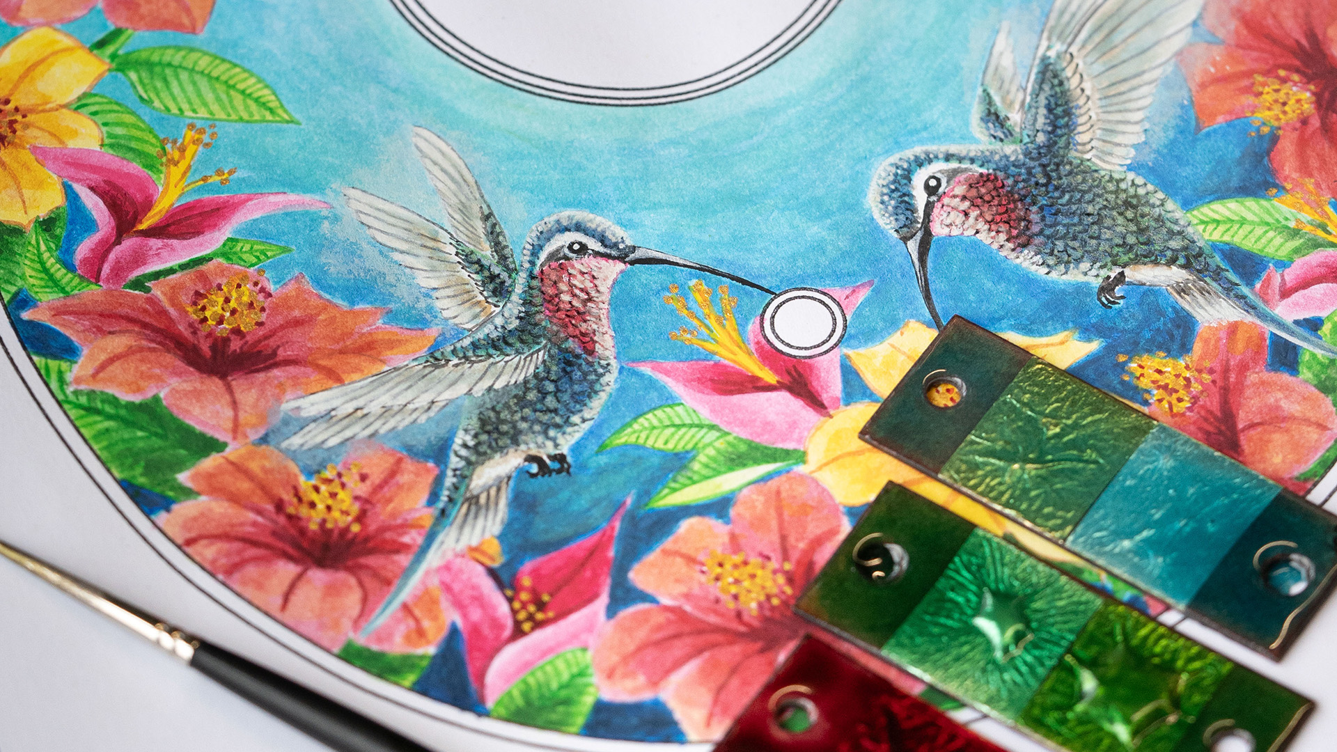 Petite Heure Minute Red Gold - Hummingbird