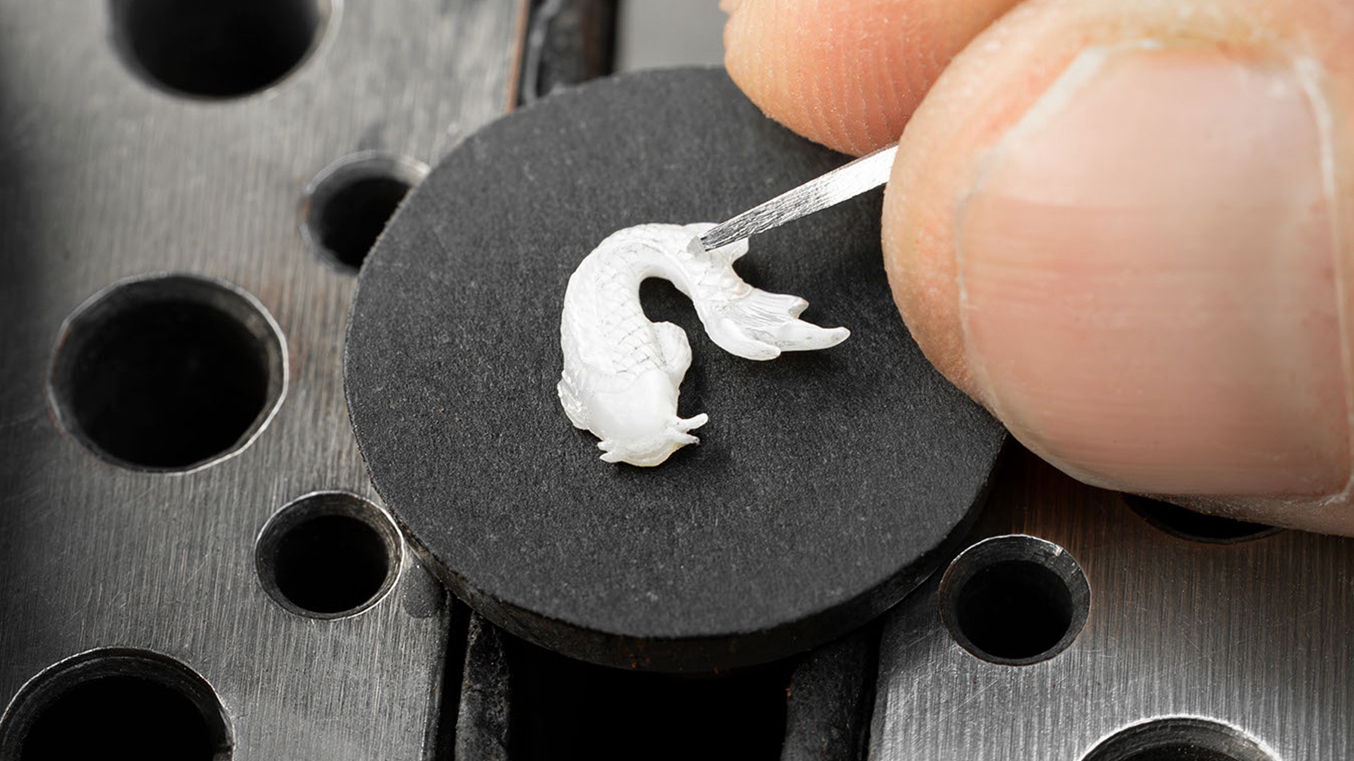 Petite Heure Minute Red Gold - Japanese Garden