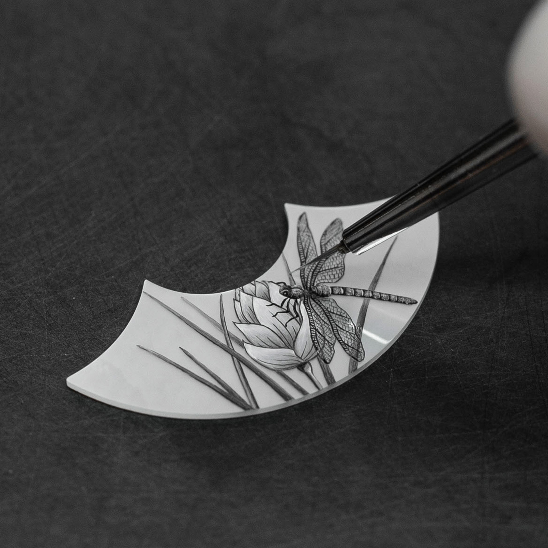 Petite Heure Minute Red Gold - Japanese Garden